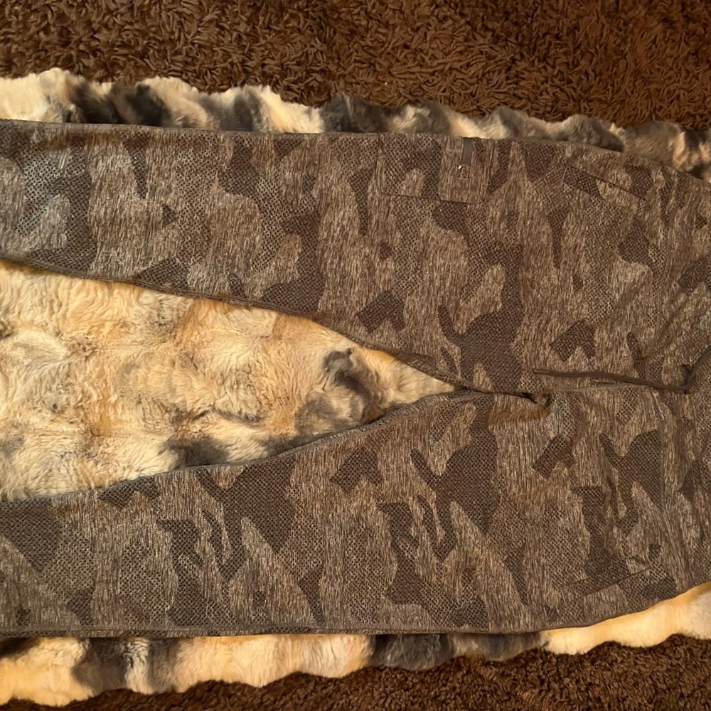 Mondetta Gray Camouflage Leggings
